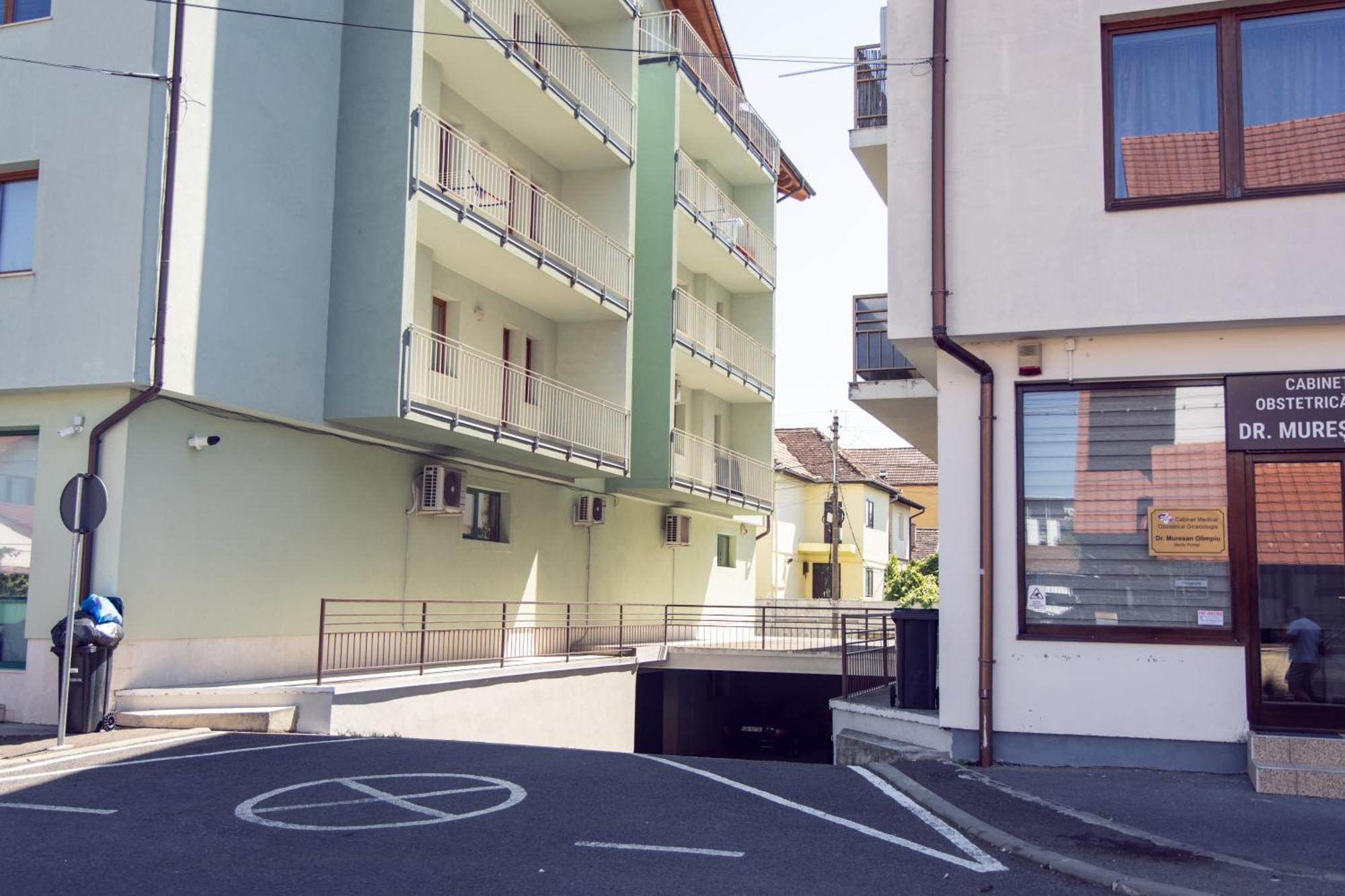Amber Apartments 锡比乌 外观 照片